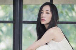 开云体育登录-冰与火之战的最后一帧，德容的致命一击与门将的神话时刻