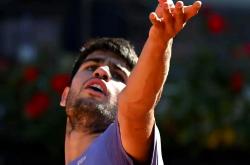 开云体育-欧洲网球队险胜世界网球队，阿尔卡拉斯爆发神勇