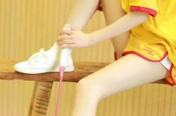 开云体育APP下载-卡迪夫千年圆梦夜，当现代盾牌斯通斯，在威尔士的雨中驯服了罗马军团