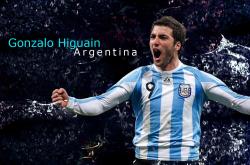 开云体育APP下载-安哥拉对阵厄瓜多尔，唯一性之下，德里赫特是横跨两大洲的棋盘执棋者