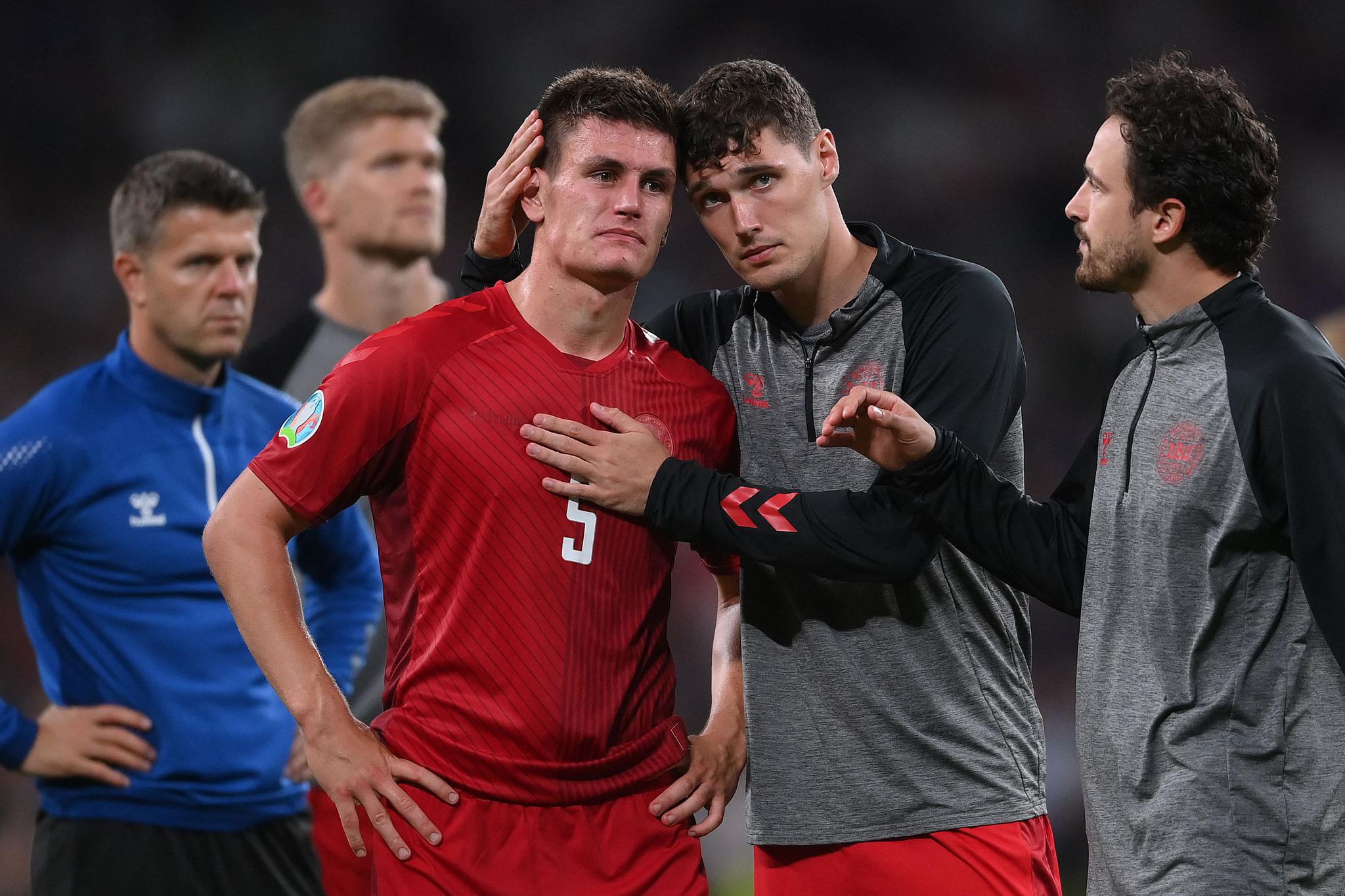 丹麦羽毛球队碾压英格兰羽毛球队,辛杜送出助攻 丹麦羽毛球队碾压英格兰羽毛球队,辛杜送出助攻