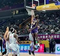 EG逆转Misfits，Tarzan三分雨点燃全场