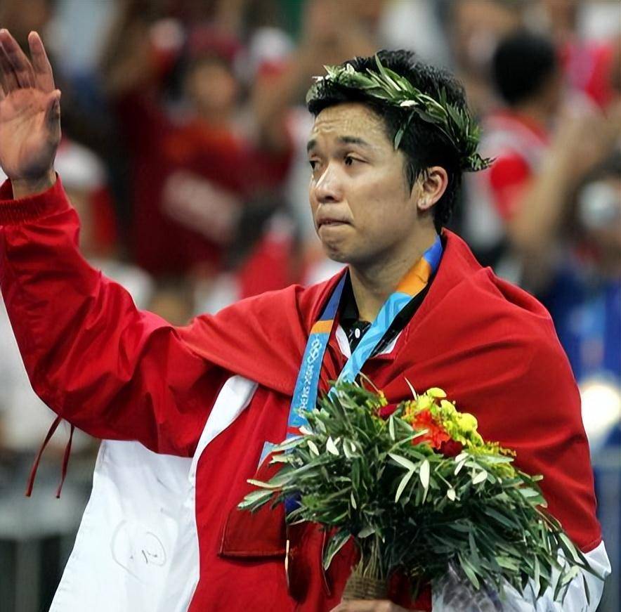 印尼羽毛球队碾压英格兰羽毛球队，陶菲克高光表现