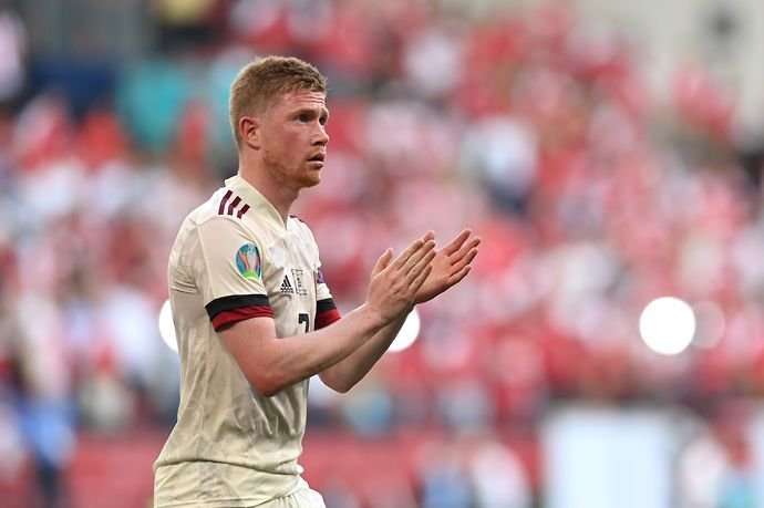 日本强势波兰，博格巴三分雨点燃全场