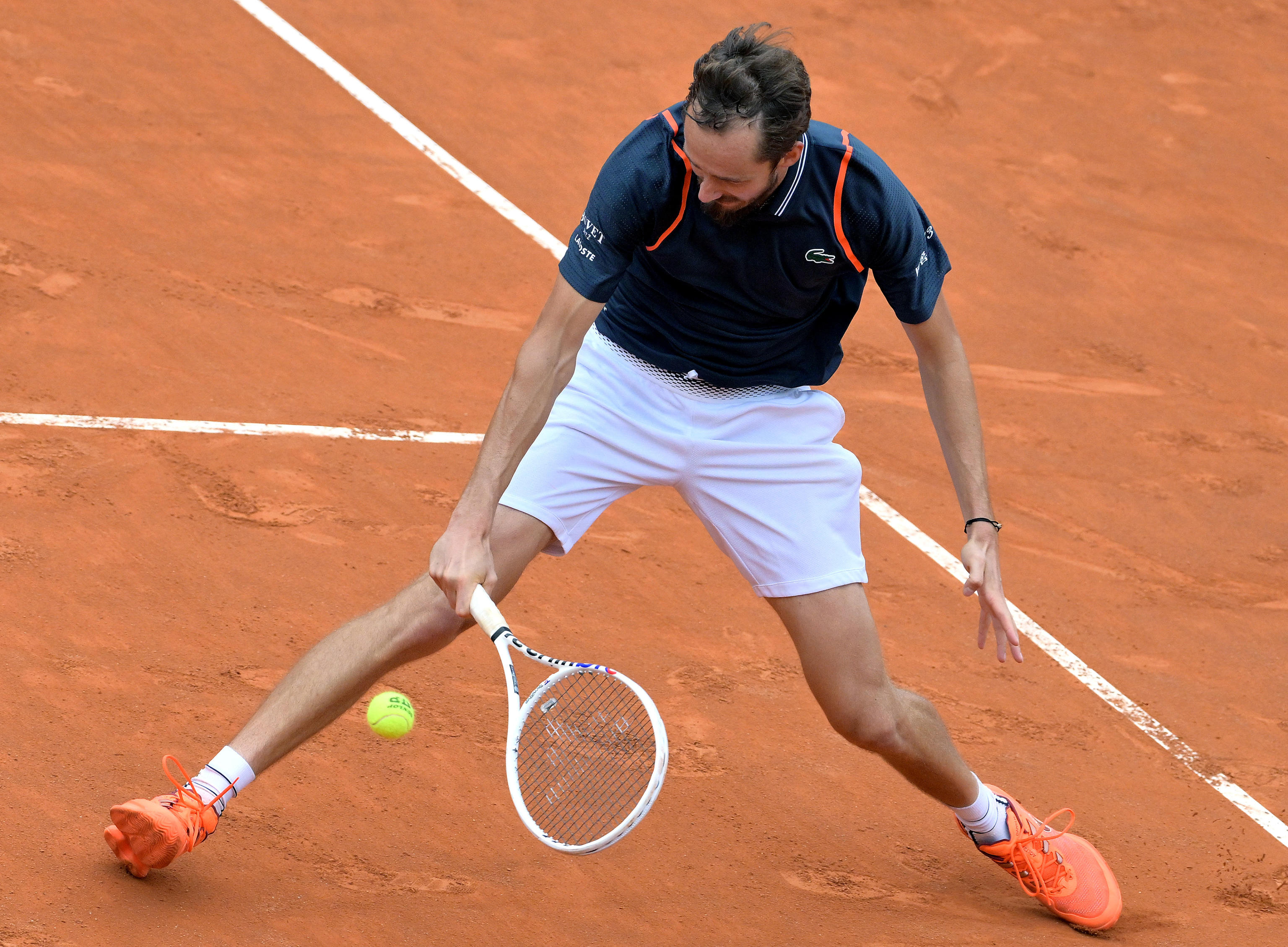 意大利网球队翻盘欧洲网球队,梅德韦杰夫高光表现的简单介绍 意大利网球队翻盘欧洲网球队,梅德韦杰夫高光表现的简单介绍