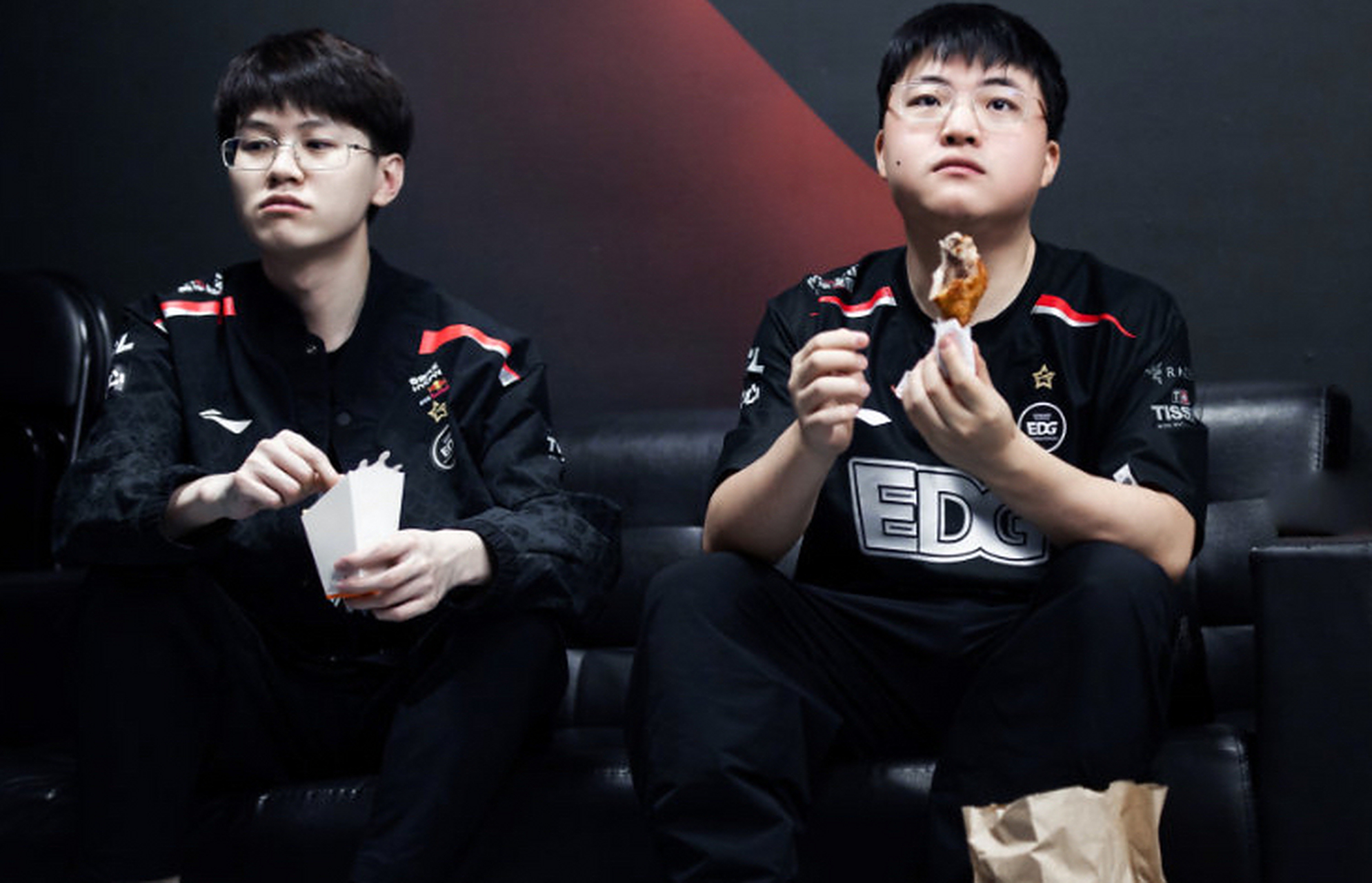 SHR险胜Rogue，Uzi打破历史纪录的简单介绍