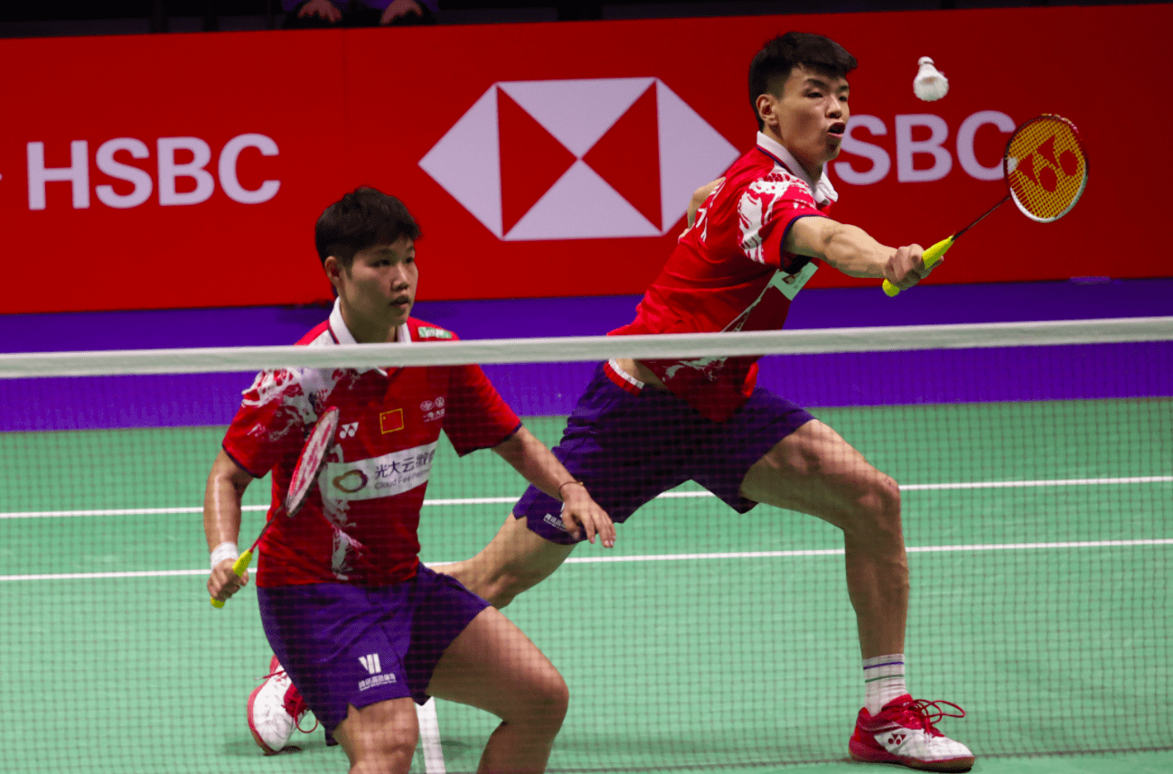 丹麦羽毛球队险胜法国羽毛球队,陶菲克关键制胜 丹麦羽毛球队险胜法国羽毛球队,陶菲克关键制胜