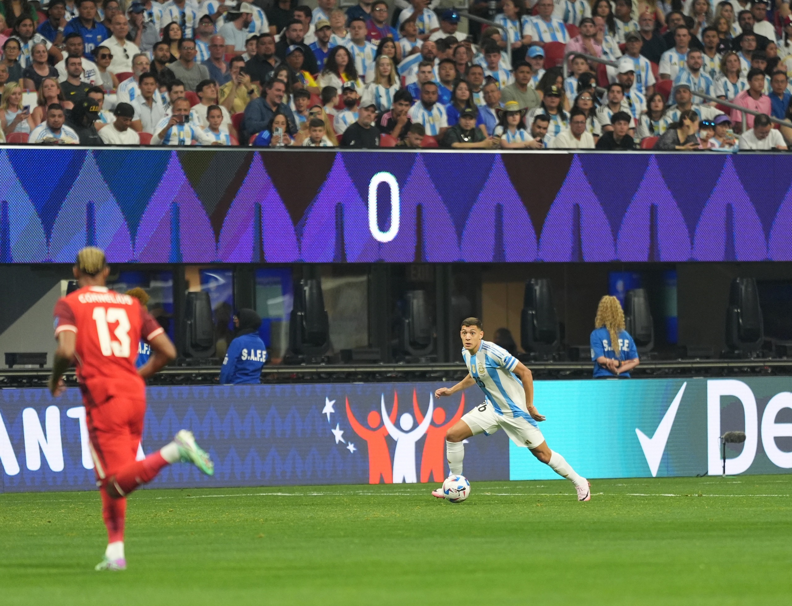 墨西哥逆转葡萄牙，卡拉斯科点燃赛场