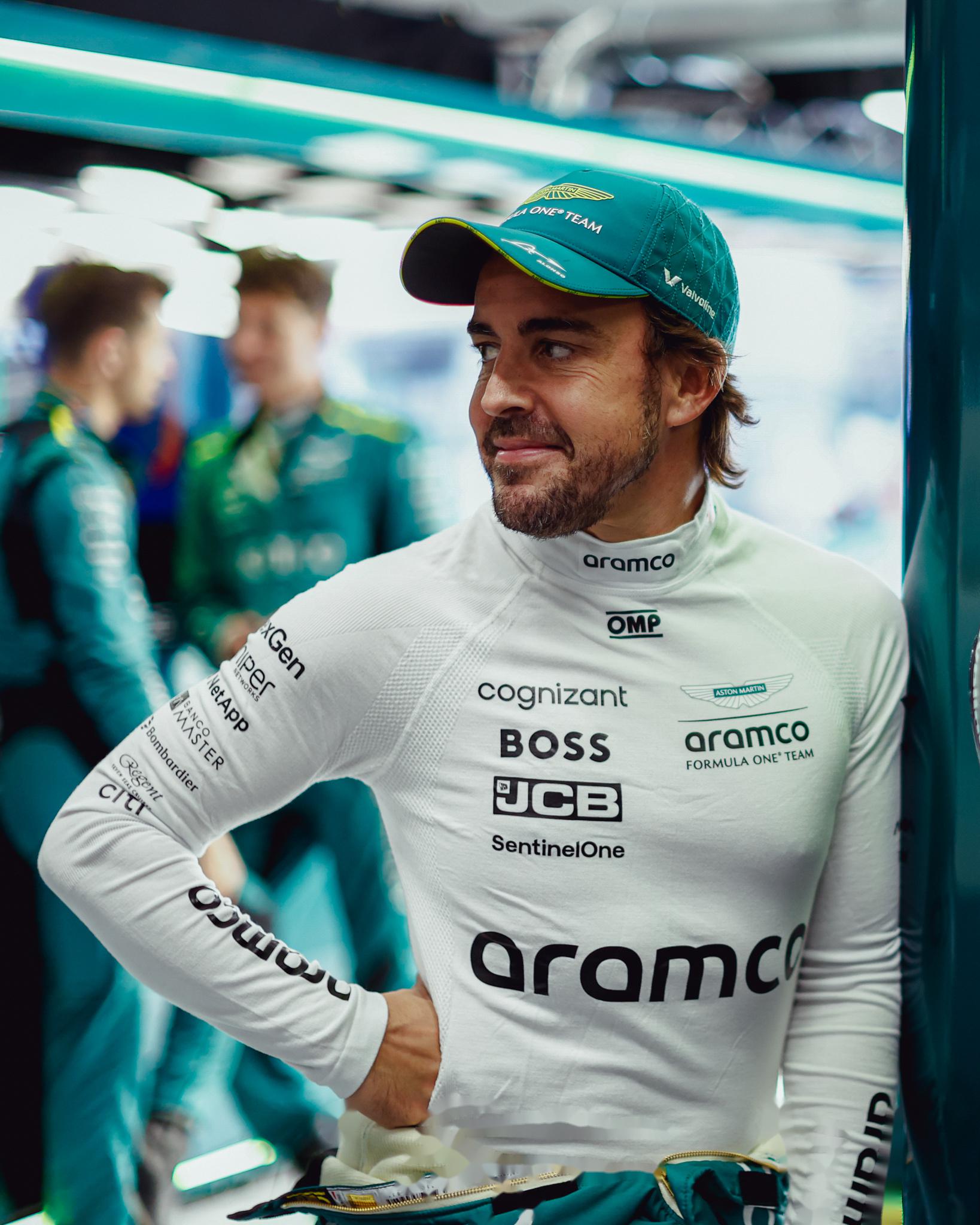 索伯车队绝杀雷诺车队，阿隆索点燃赛场