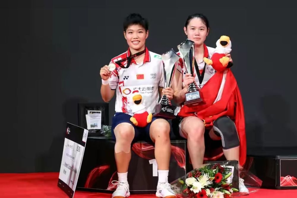 丹麦队翻盘法国队，桃田贤斗扛起全队