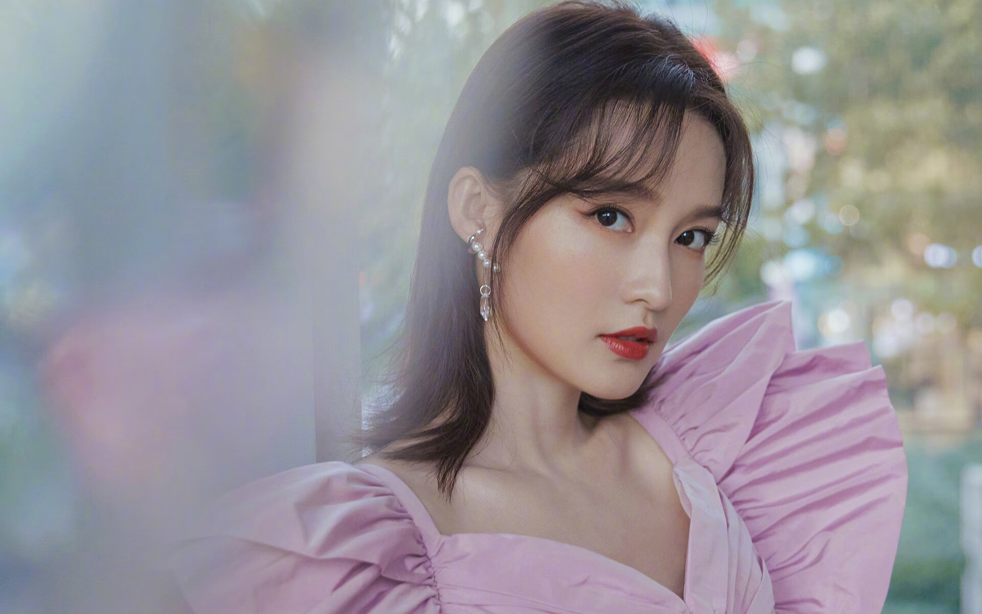 光芒万丈，阿瓦雷斯在英超争冠之夜的扛鼎之战