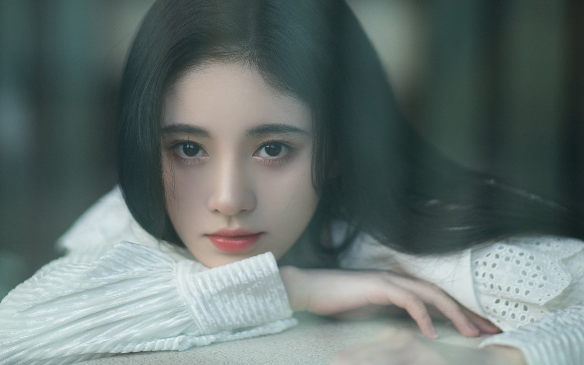 绿茵场与硬木地,德甲争冠焦点战与湖人制霸火箭的激情对话