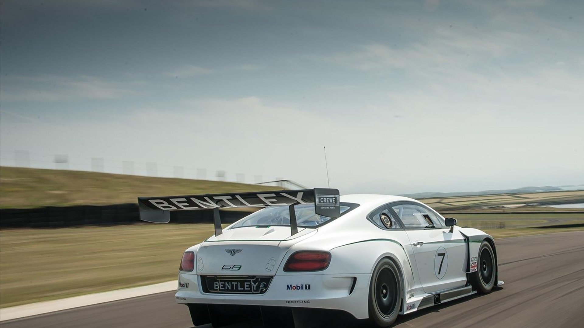 德甲争冠夜，莫兰特的硬仗基因越过大西洋在终场哨响前降临